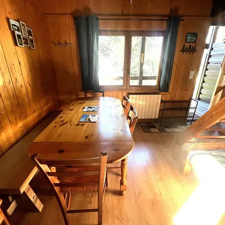 Vila Beau 3 Faces Dans Clairiere Sur Pyrenees 2000 *